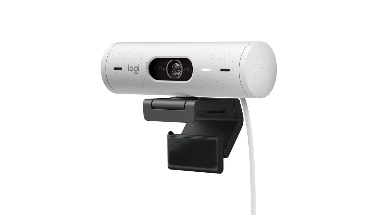 Logitech Brio 500 Full HD 1080p webcam w light correction, auto-framing, & Show Mode - Off White